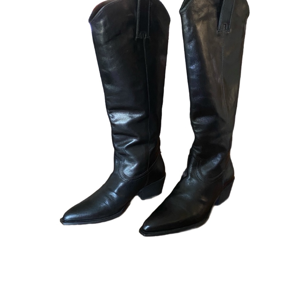 Zara Black Over the Knee Boots Sleek Leather Design
